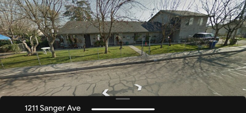 1210 Sanger Ave in Sanger, CA - Foto de edificio