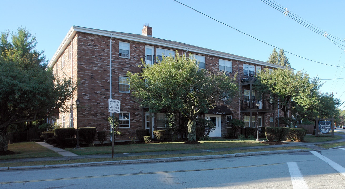 Pleasant Brook Apartments in Weymouth, MA - Building Photo