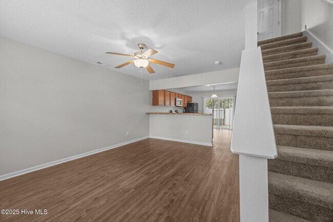 6007 Grandeur Ave in Jacksonville, NC - Building Photo - Building Photo