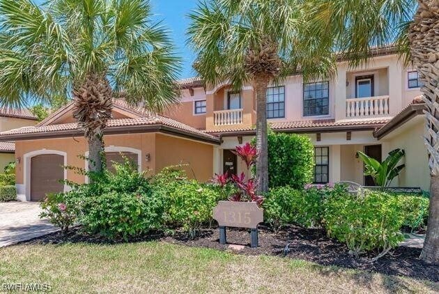 1315 Corso Palermo Ct in Naples, FL - Building Photo