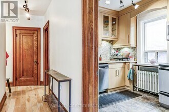 922 Bathurst St in Toronto, ON - Building Photo - Building Photo