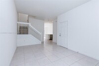 18514 SW 2nd St in Pembroke Pines, FL - Foto de edificio - Building Photo