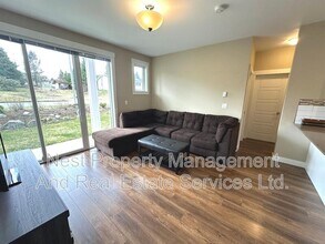 103-110 Baxter Ave in Kitimat, BC - Building Photo - Building Photo