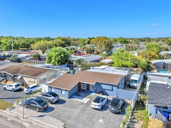 property at 7151 Taft St