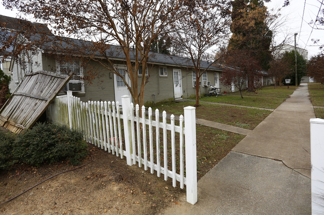 Pursley Court Apartments