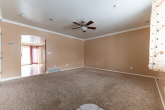 182 Penny Ln in Logan, UT - Building Photo - Building Photo