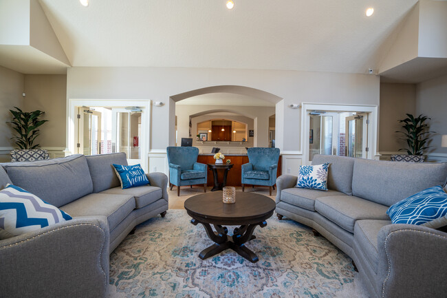 Palisades at Legacy Oaks in Knightdale, NC - Foto de edificio - Interior Photo