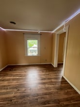 19 Oakwood Ave in Lancaster, NY - Building Photo - Building Photo