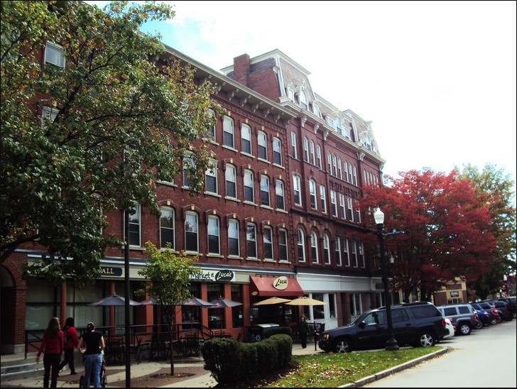 Central Square Terrace in Keene, NH - Building Photo