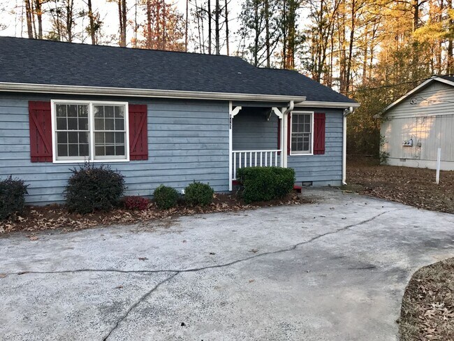 913 Old Summerville Rd NW-Unit -APT B in Rome, GA - Building Photo - Building Photo