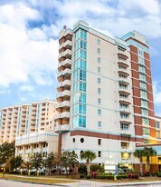 215 77th Ave N in Myrtle Beach, SC - Building Photo