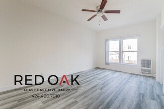 2737 San Marino St in Los Angeles, CA - Building Photo - Building Photo