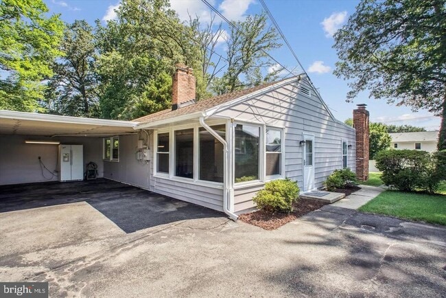 3135 Manor Rd in Falls Church, VA - Building Photo - Building Photo