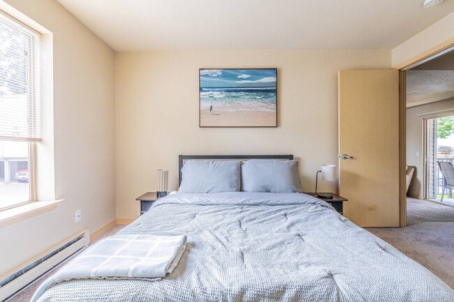 14357 Linden Ave N in Seattle, WA - Building Photo - Building Photo