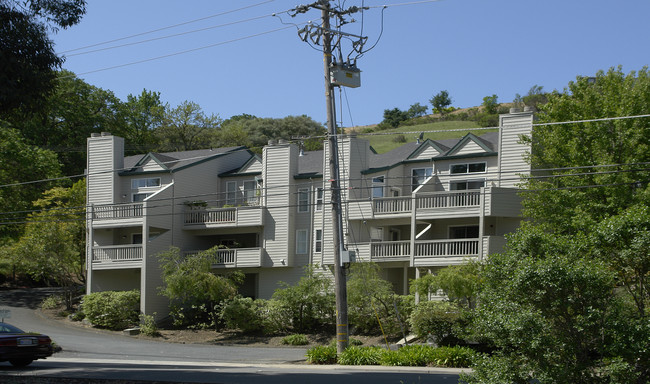 1775 Tice Valley Blvd in Walnut Creek, CA - Foto de edificio - Building Photo