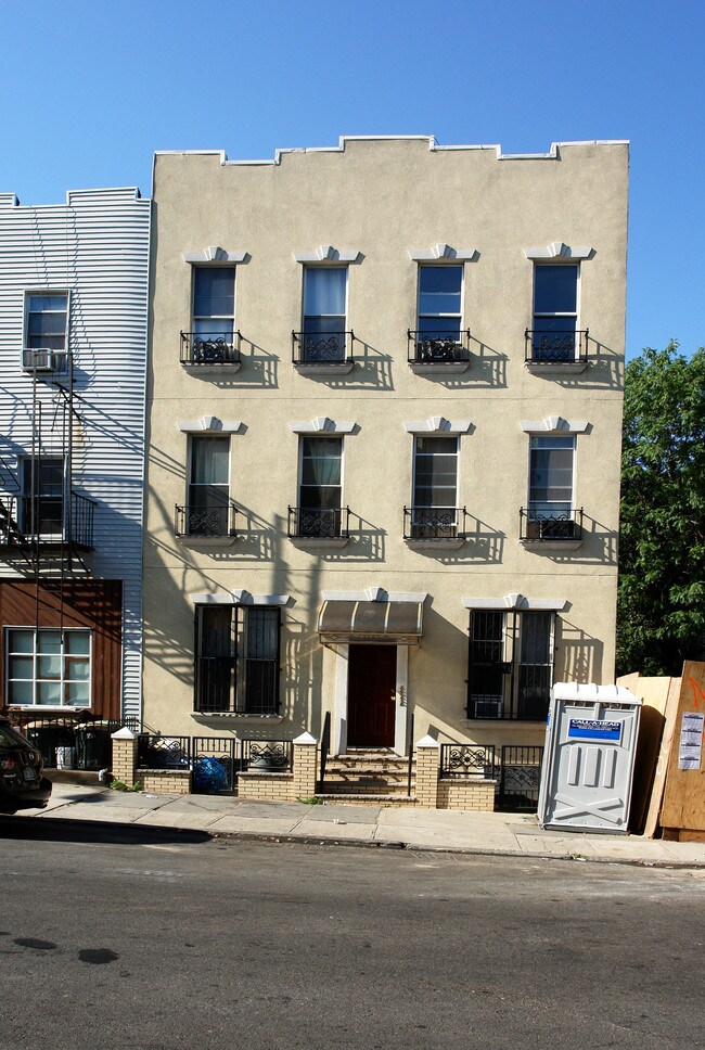 210 21st St in Brooklyn, NY - Building Photo - Building Photo