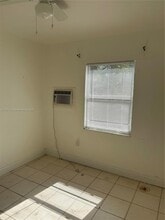 4121 NW 11th Pl in Miami, FL - Building Photo - Building Photo