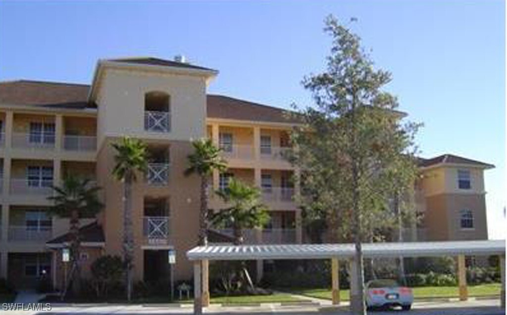 10510 Amiata Way in Ft. Myers, FL - Building Photo