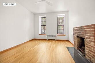 332 6th Ave in Brooklyn, NY - Building Photo - Building Photo