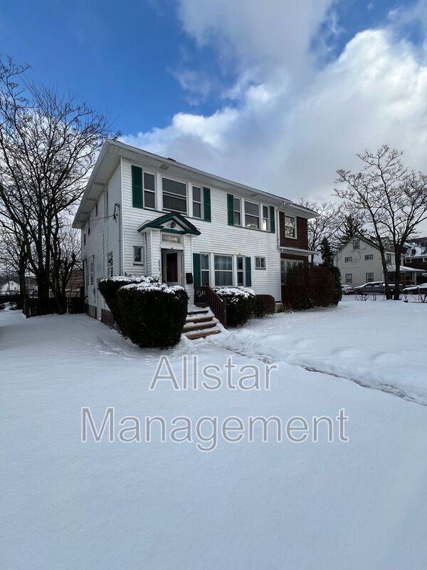 4859 E 97th St in Garfield Heights, OH - Building Photo - Building Photo