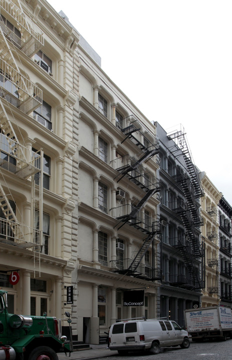 69 Greene St in New York, NY - Building Photo