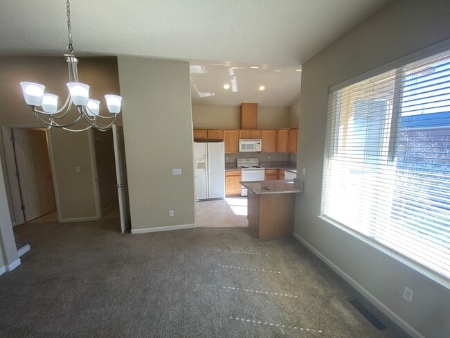 5717 Pumpkin Ridge Dr in Sparks, NV - Building Photo - Building Photo