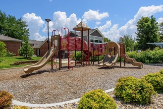 The Bluffs at Cherry Hills in Omaha, NE - Building Photo - Building Photo