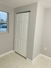 1704 N 32nd Ct in Hollywood, FL - Building Photo - Building Photo