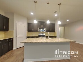 432 Skipper Ln in Azle, TX - Building Photo - Building Photo