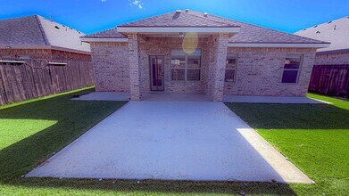1617 Twin Oaks Cir in Odessa, TX - Building Photo - Building Photo
