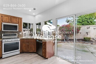 1195 Pacific Grove Loop in Chula Vista, CA - Building Photo - Building Photo