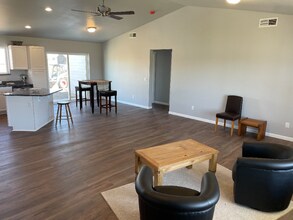 532 Scenic Loop in Culver, OR - Building Photo - Building Photo