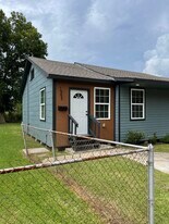 1553 Swan Ave in Baton Rouge, LA - Building Photo