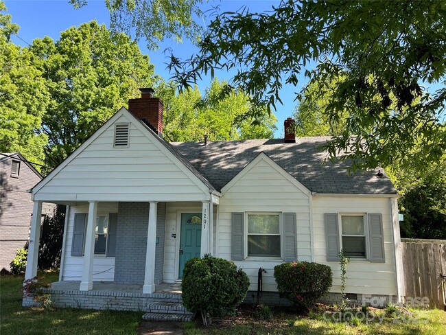 property at 1201 Dade St
