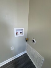 96 Eaton Pl, Unit 3R in East Orange, NJ - Building Photo - Building Photo
