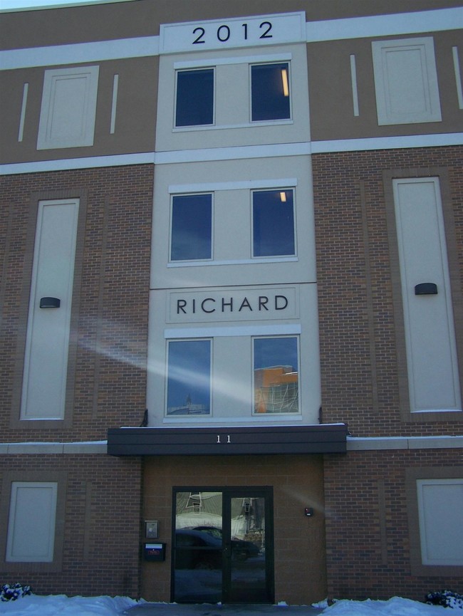 Richard Apartments in Rochester, MN - Building Photo - Building Photo