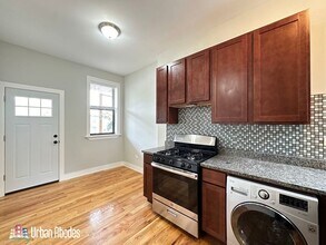 345 Park Ave, Unit J01W in Glencoe, IL - Foto de edificio - Building Photo