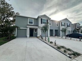 299 Mangrove Shade Cir in Apollo Beach, FL - Building Photo
