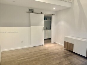 1890 Brickell Ave in Miami, FL - Building Photo - Building Photo