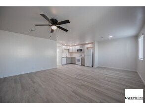 2121 W Adams St in Phoenix, AZ - Building Photo - Building Photo