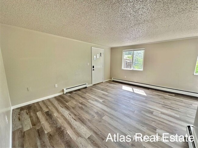 459 El Paso Blvd