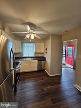 1519 Roosevelt Dr in Sharon Hill, PA - Foto de edificio - Building Photo