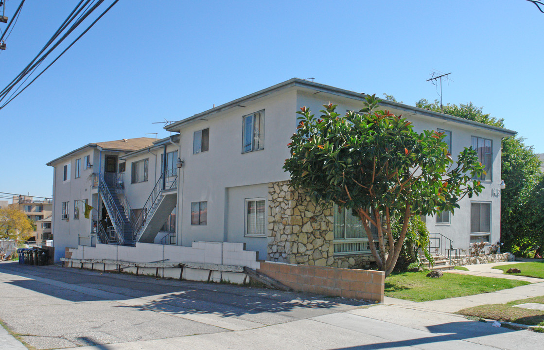 1416 Reeves St in Los Angeles, CA - Foto de edificio