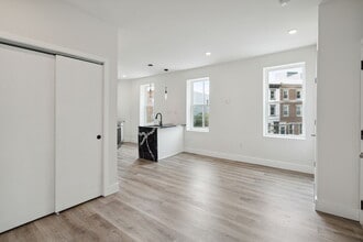 1801 Poplar St, Unit 1 in Philadelphia, PA - Building Photo - Building Photo