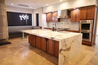 10603 Porta Romana Ct in Las Vegas, NV - Building Photo - Building Photo