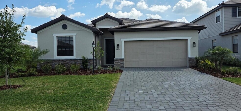 15116 Oxford Grey Dr in Bradenton, FL - Building Photo