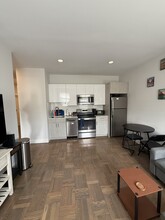 130 Jersey St, Unit 3 in Boston, MA - Foto de edificio - Building Photo