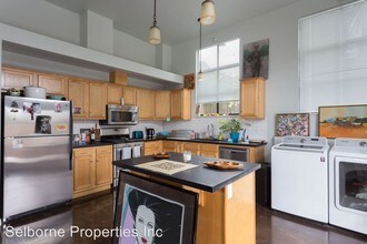 2800 Madera Ave in Oakland, CA - Building Photo - Building Photo