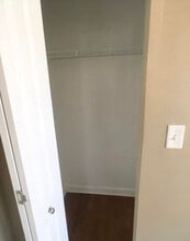 7630 N Milwaukee Ave, Unit TWO BEDROOMS in Niles, IL - Building Photo - Building Photo