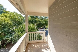 1645 Oak Spring Way in Reston, VA - Building Photo - Building Photo